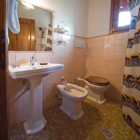 Agriturismo La Tintoria Castello di Serravalle